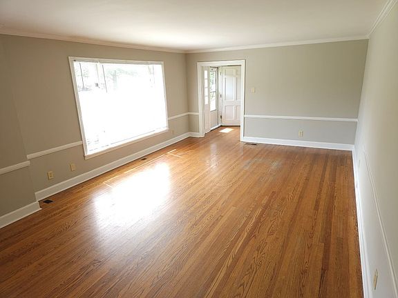 2nd image of 1611 Jones Blvd