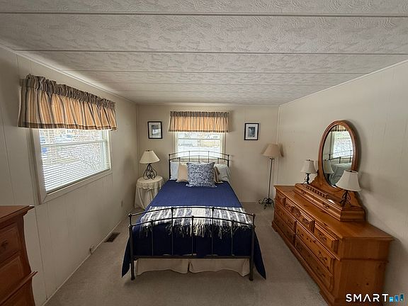 5th image of 21 Harvey Drive