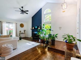 12 Chelsea Ct, Annapolis, MD 21403