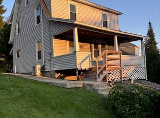 118 N State St, Clarks Summit, PA 18411