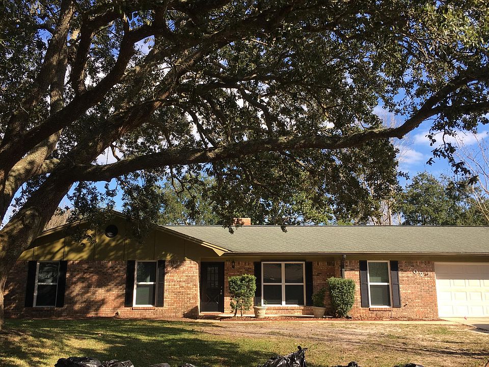 1st image of 702 Chesapeake Dr