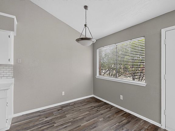 4th image of 1122 Millview Dr #802