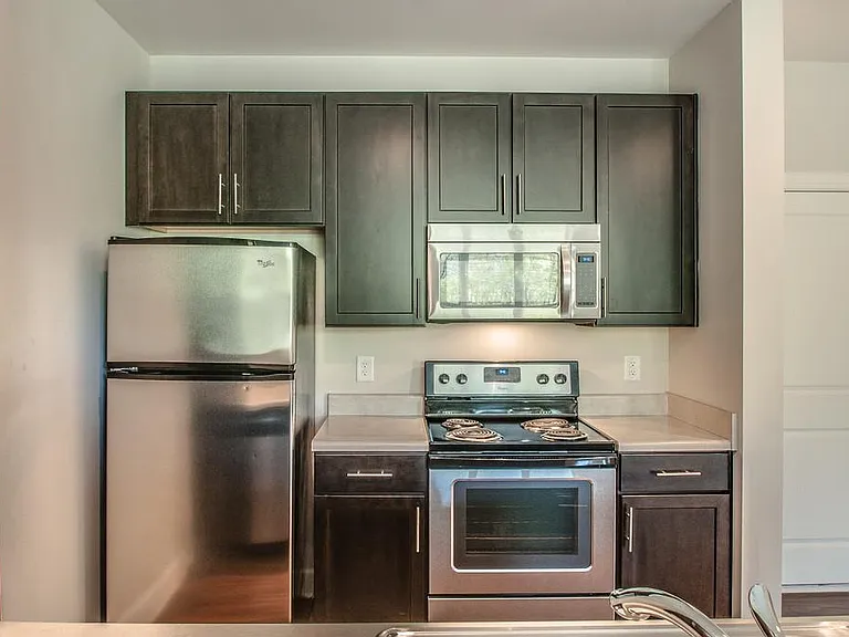 Parkview Midtown Apartments — Photo 22