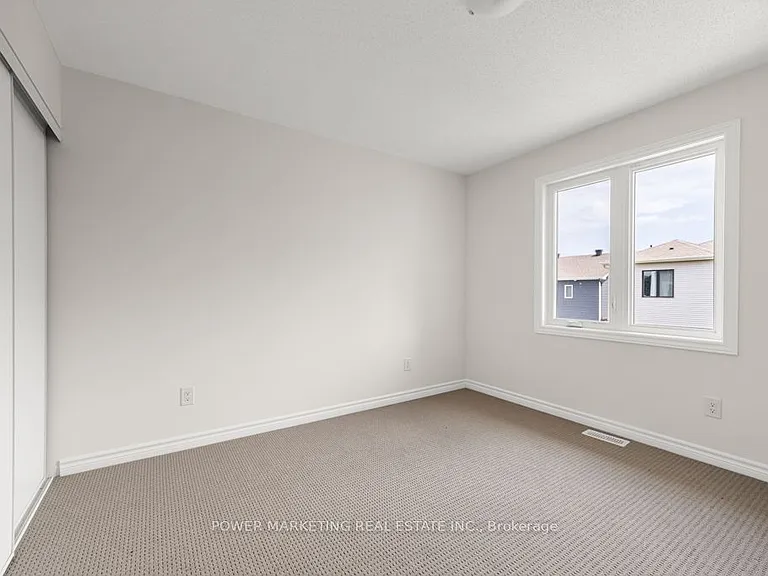 69 Defence St — Photo 27