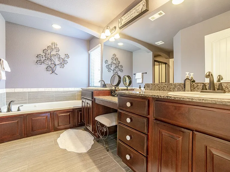 2976 W Millstone Dr — Photo 16