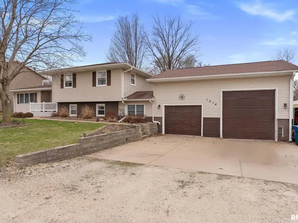 1014 3rd St, Princeton, IA 52768