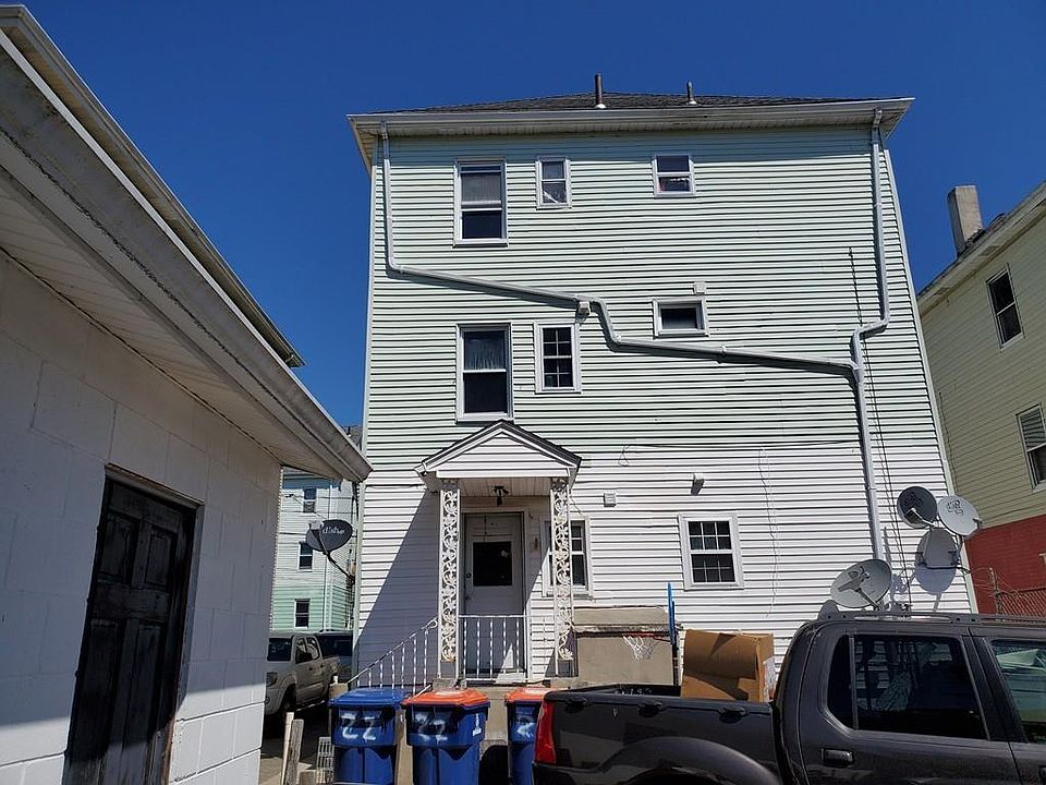 2nd image of 22 Bullard St