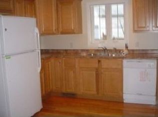 21 Harmony Ln, Hooksett, NH 03106