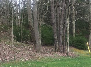 811 Beans Rd SE, Sherrodsville, OH 44675