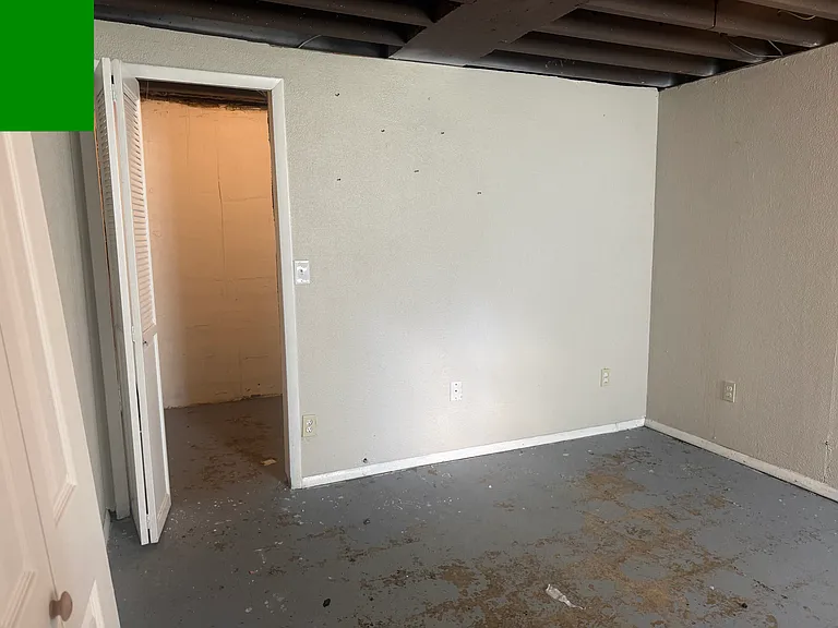 35 Parker Rd — Photo 22