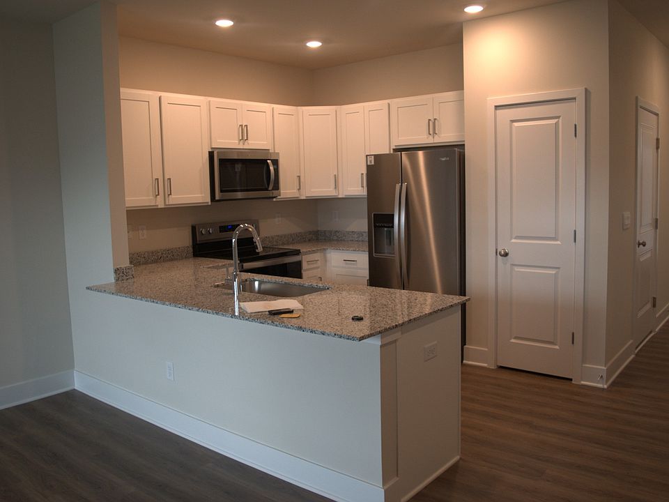 2nd image of 103 Nootka Way