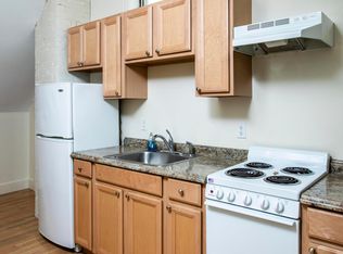 14 Holbrook St, Freeport, ME 04032