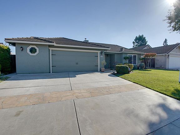 2nd image of 2171 Calistoga Dr
