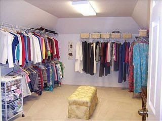 4th image of 551 Fairview Dr