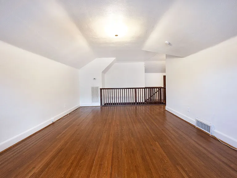 1501 Clayton Ave #B — Photo 8