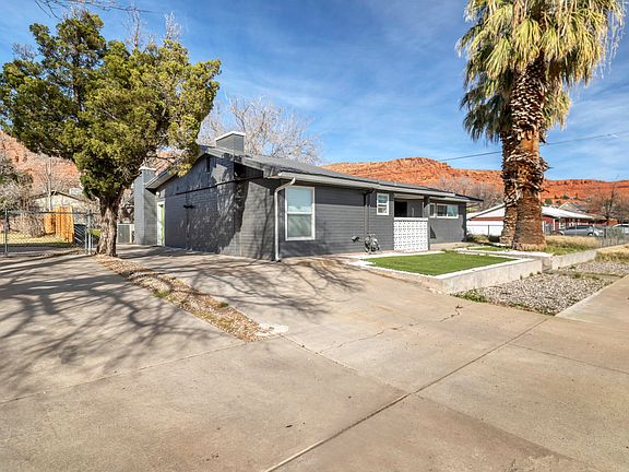 2nd image of 554 W 500 N