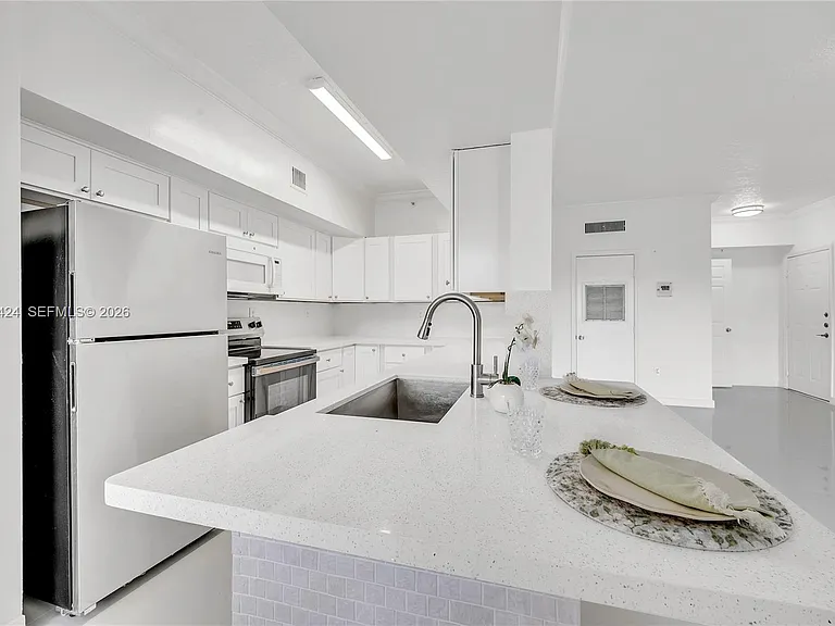 151 SW 117th Ave #9308 — Photo 7