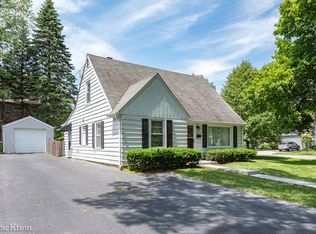 4600 Elm St, Downers Grove, IL 60515