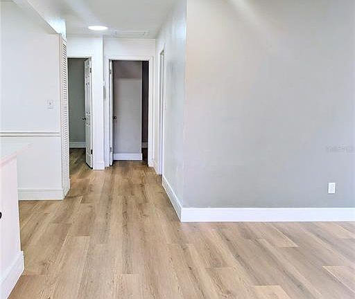 4th image of 1212 E Crawford St