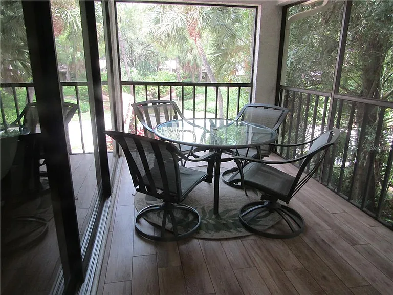 4757 Winslow Beacon #20 — Photo 23