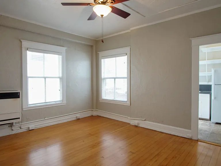 715 SW King Ave #44 — Photo 4