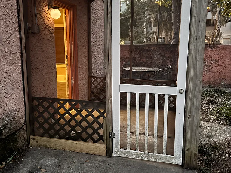 Screen Porch