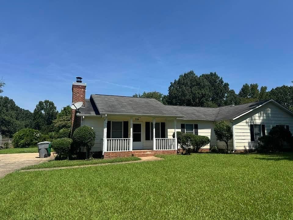 1st image of 7718 Linda Lake Dr #7718