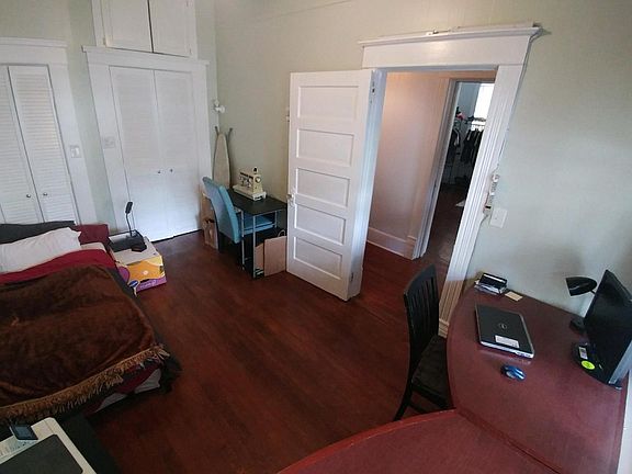 Lower Unit: Front BR