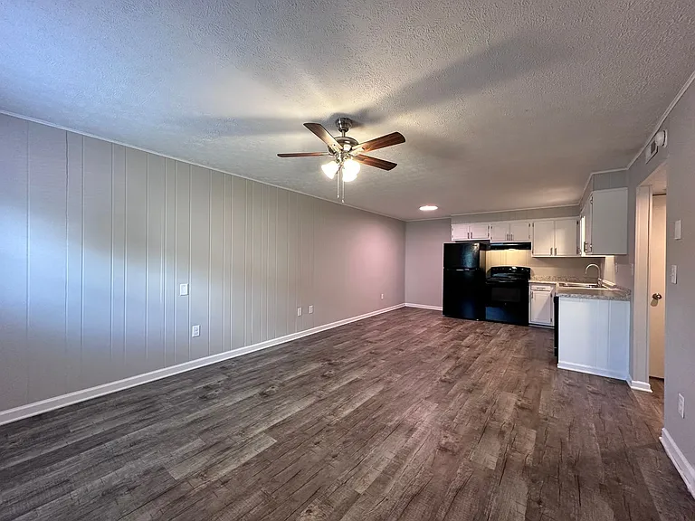 2843 Louisville Rd — Photo 19