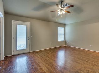 12221 Norway Ct, Yukon, OK 73099