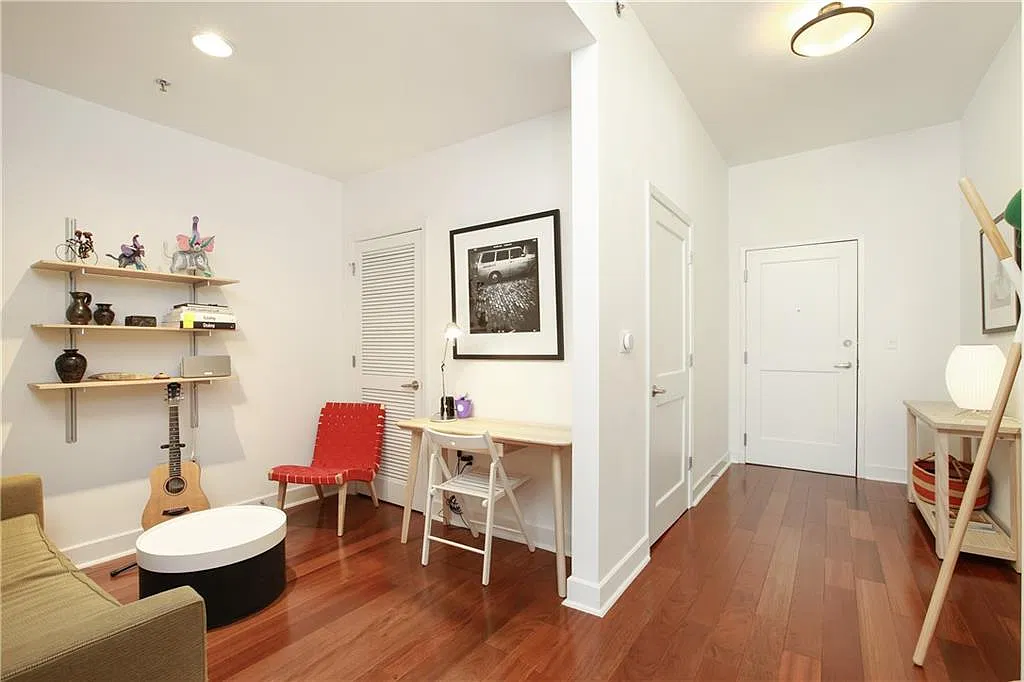 2 bed, 2.5 bath, 1594 sqft, $4,750 — Photo 3