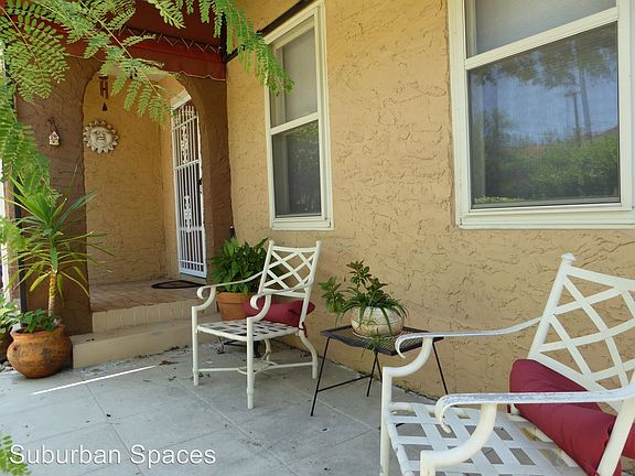 4th image of 1726 W Magnolia Ave