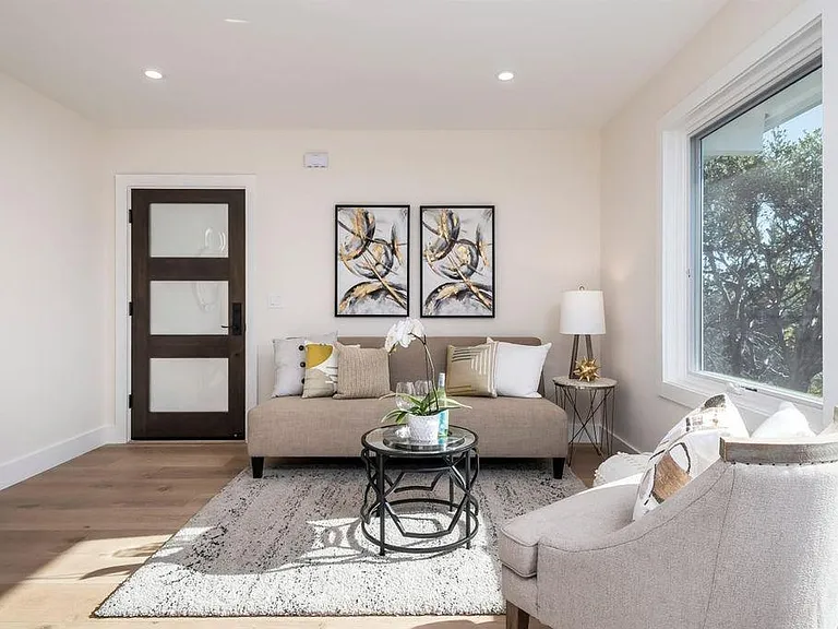 60 Marina Court Dr — Photo 23