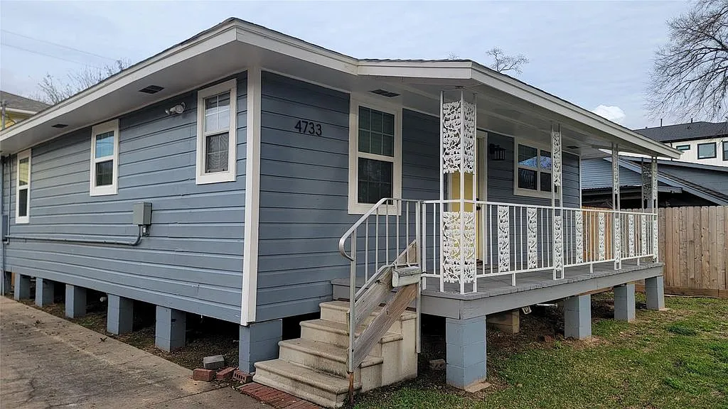 2 bed, 952 sqft, $1,650 — Photo 1