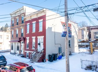 162 9th St #2, Troy, NY 12180