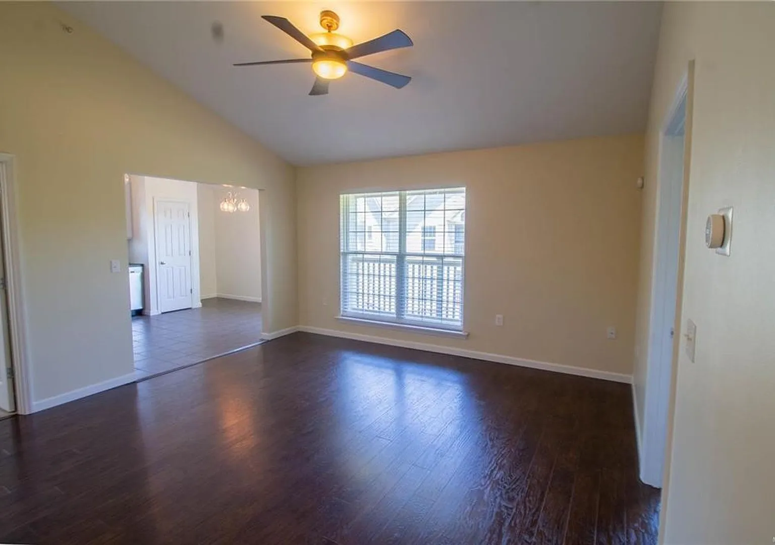 Beautiful 2 bedroom 2 bathroom condo in St. Peters — Photo 2