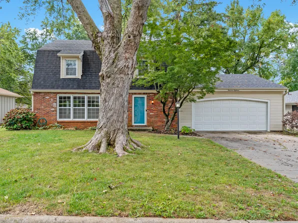 1418 E Walnut Lawn Street, Springfield, MO 65804