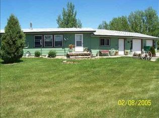 401 2nd Ave NE, Berthold, ND 58718