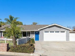 543 Ricebird Dr, Vista, CA 92083
