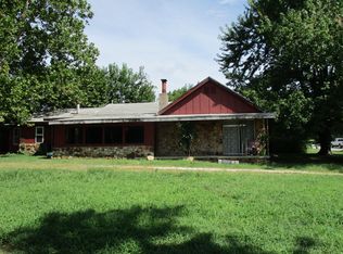 1608 S Main St, El Dorado Springs, MO 64744