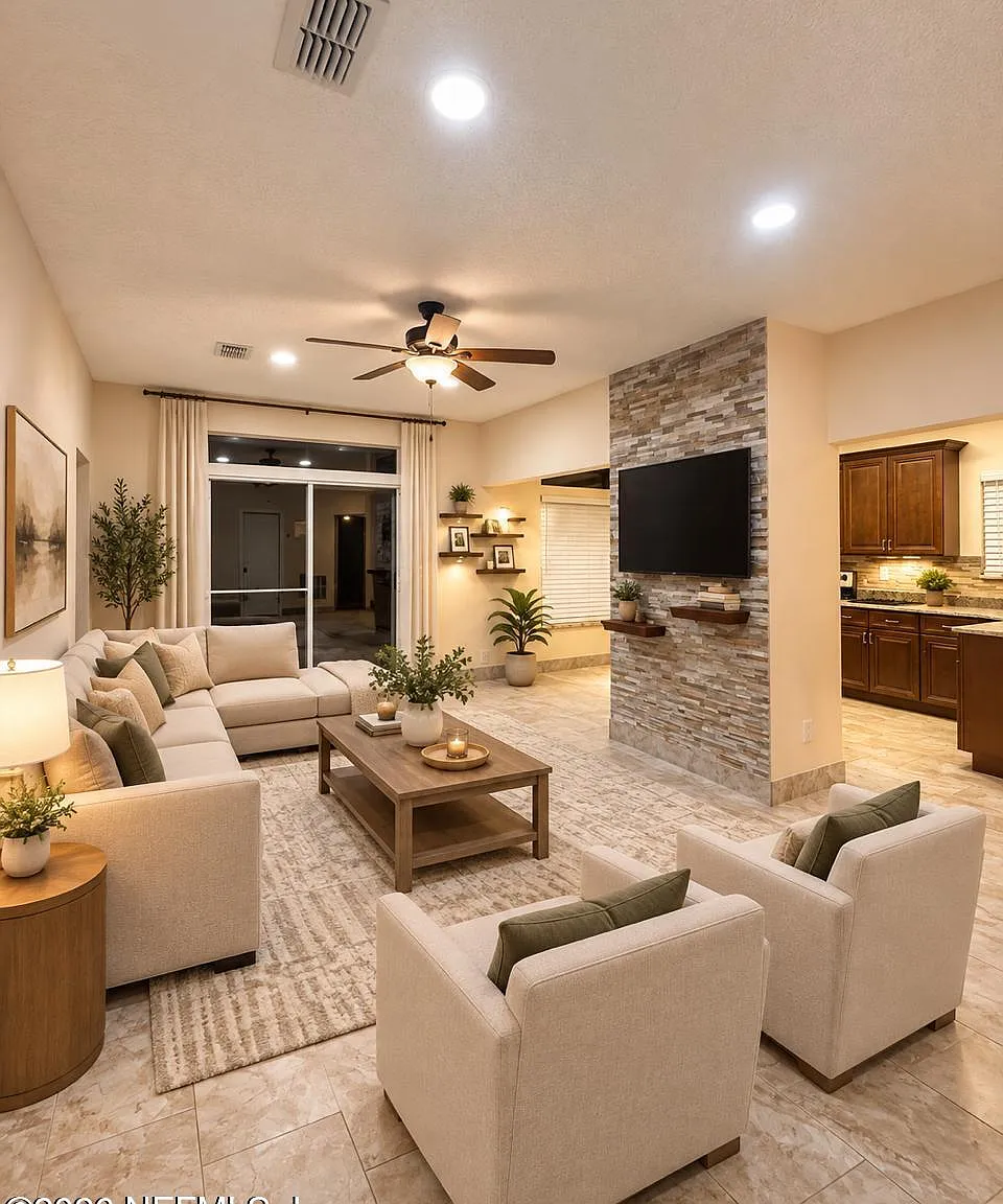 3 bed, 2.0 bath, 1300 sqft, $2,200 — Photo 2