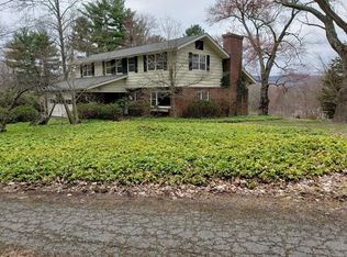 23 The Knls, South Hadley, MA 01075