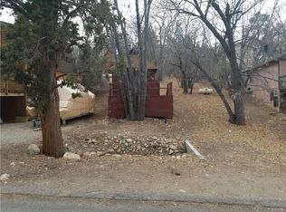 338 Vista Ln, Sugarloaf, CA 92386