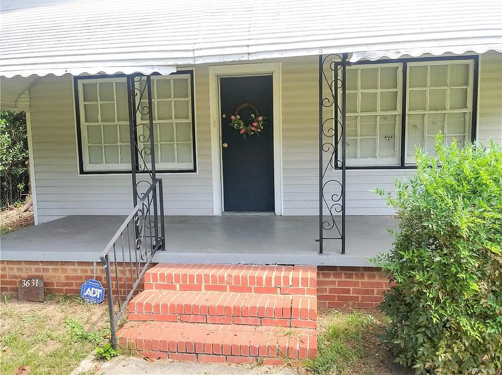 2 bed, 1.0 bath, 916 sqft, $950 — Photo 3
