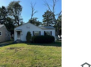 701 S 19th St, Decatur, IL 62521