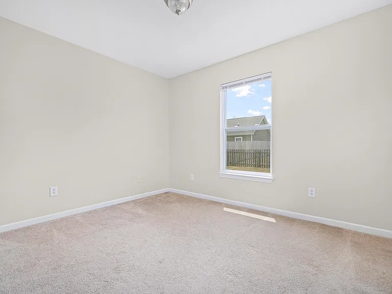 137 May Apple Dr — Photo 7