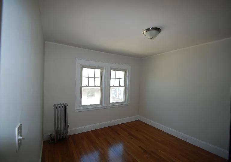 25 Thornton St #2 — Photo 2