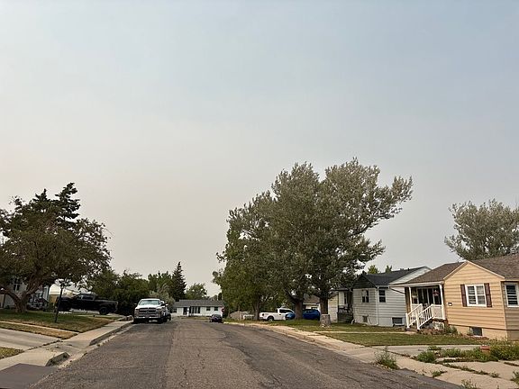 5th image of 2148 S Mitchell St