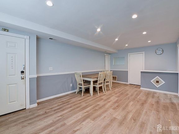 2nd image of 382 College Dr