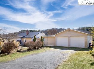 6736 State Highway 163, West Jefferson, NC 28694